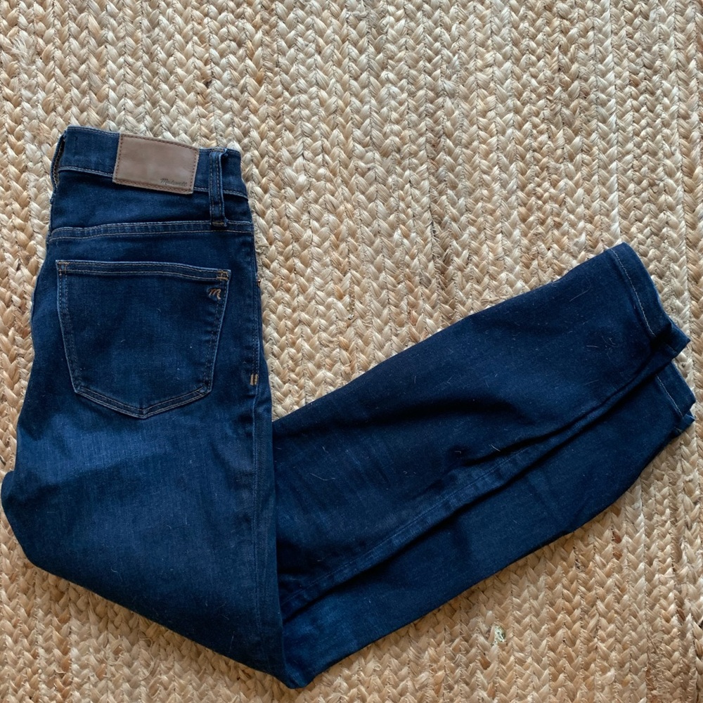 Madewell dark blue wash jeans - high waist, hemmed